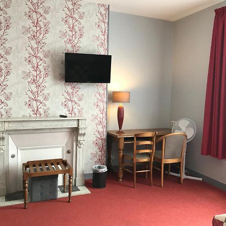 Logis La Villa Des Houx Aumale Экстерьер фото