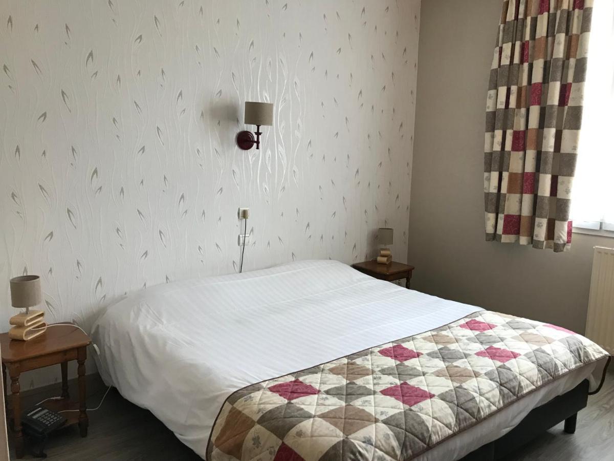 Logis La Villa Des Houx Aumale Экстерьер фото