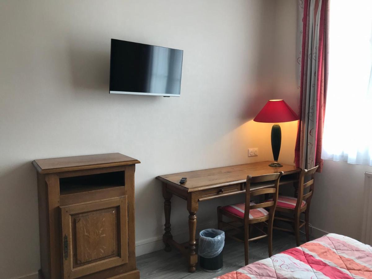 Logis La Villa Des Houx Aumale Экстерьер фото