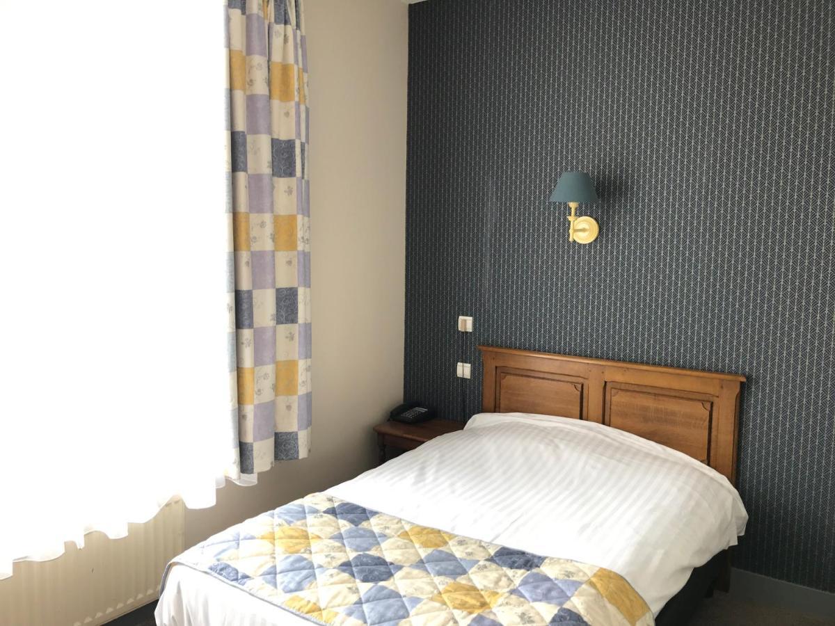 Logis La Villa Des Houx Aumale Экстерьер фото