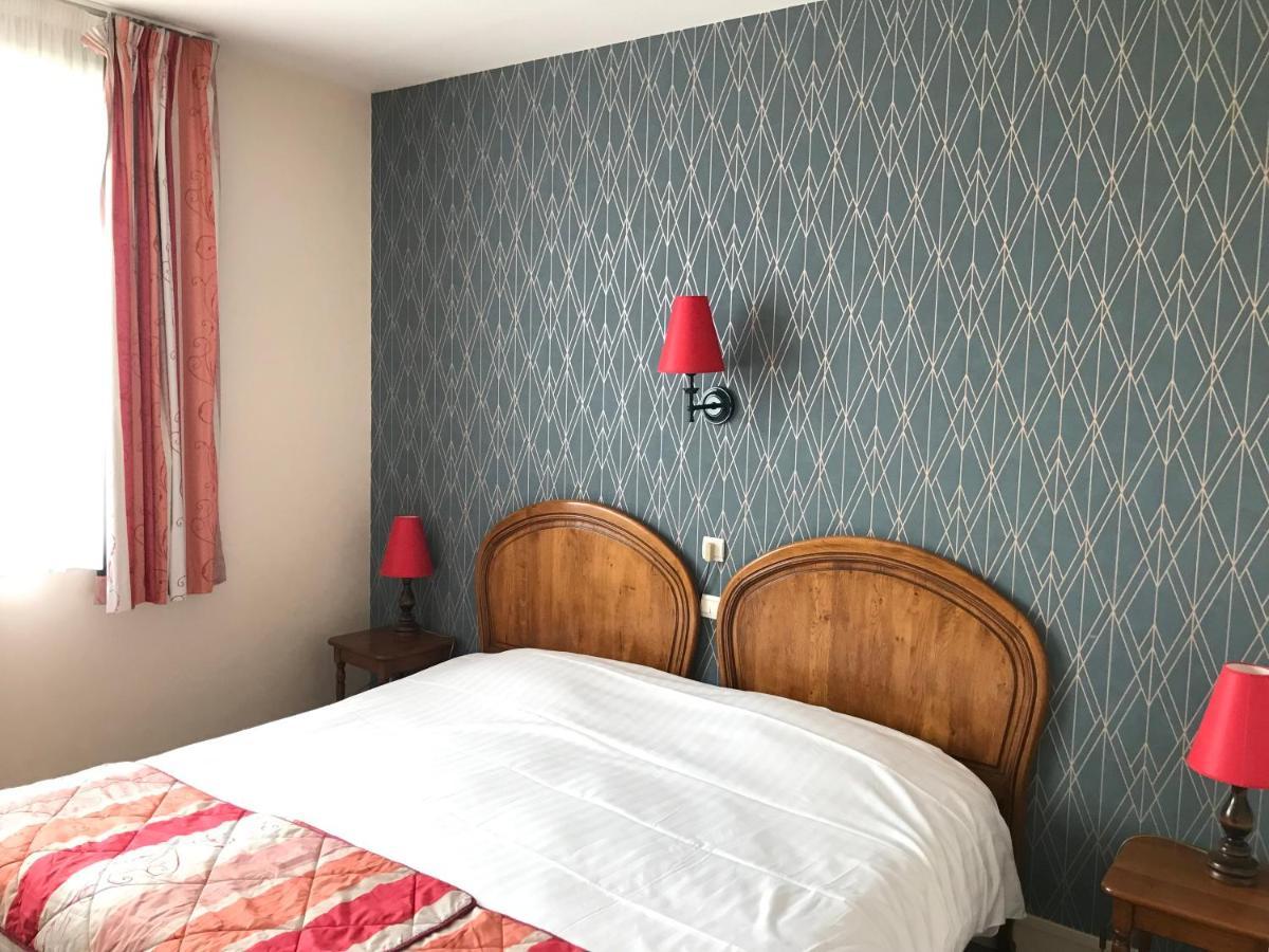 Logis La Villa Des Houx Aumale Экстерьер фото